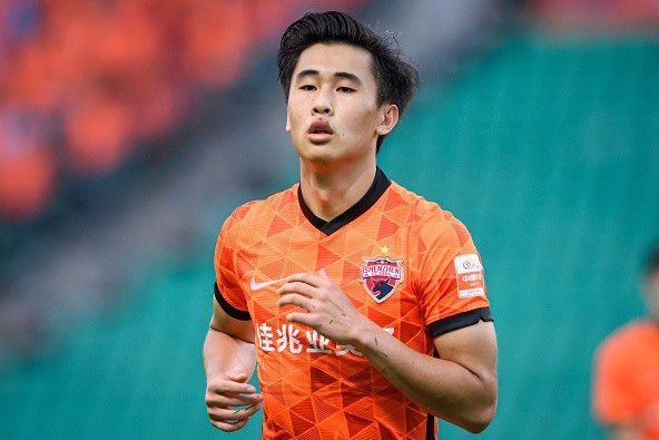 沈腾也为角色献唱一首《带我回家》，动人演绎让人格外惊喜